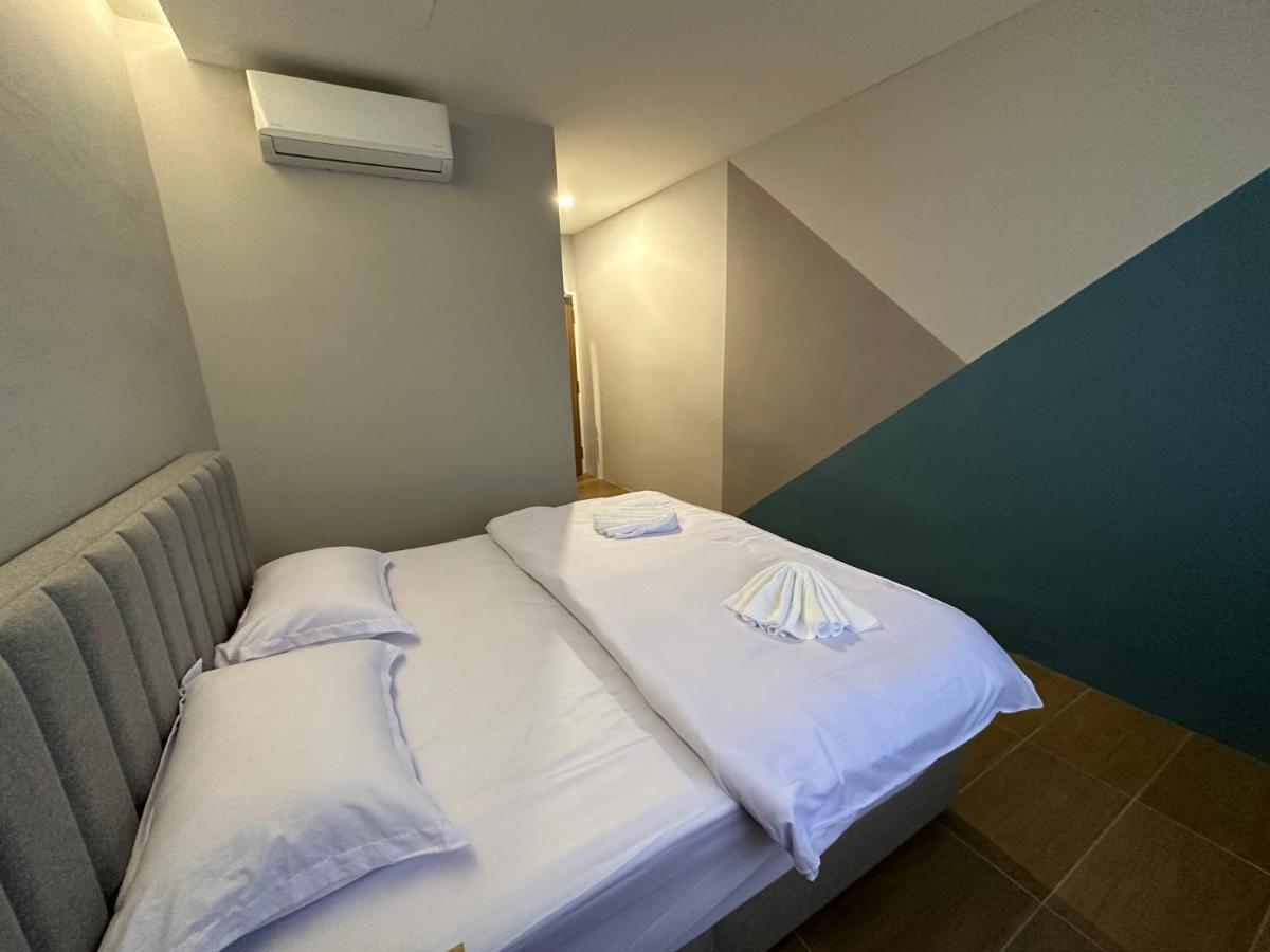 Hotel A1