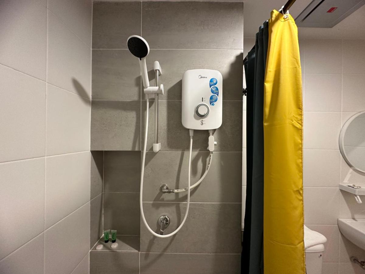 A1 Hotel
